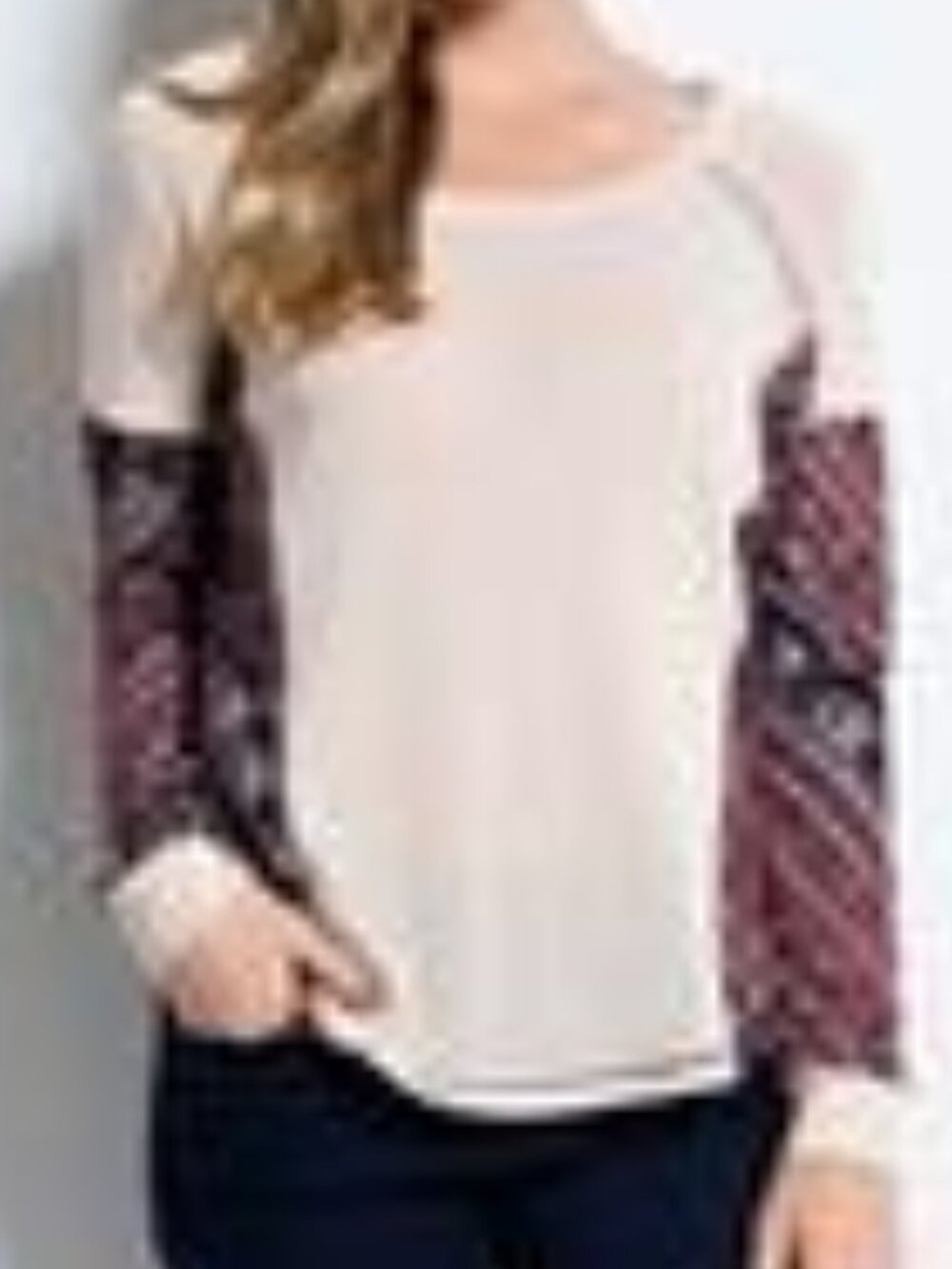 Tea N Rose Lt Weight Sweater